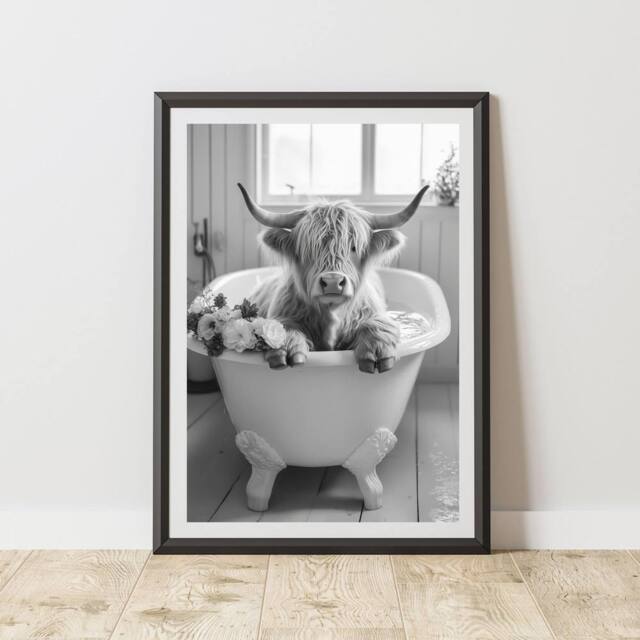 60 SECOND MAKEOVER Highland Cow Flower Bath Quirky Animal Print - Size: A4 - image 1