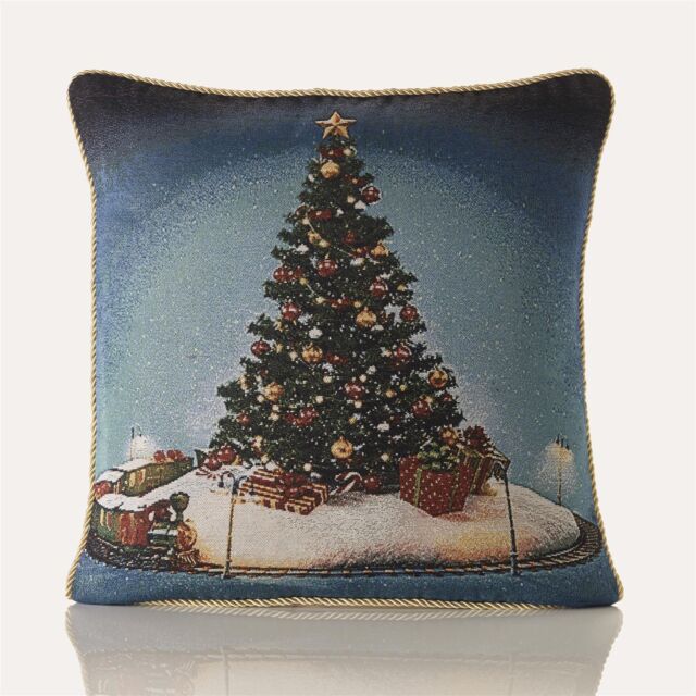 Luxury Living Christmas Spruce Tapestry Decorative Cushion Cover Only 45cm x 45cm in Green - Size: 45 cm x 45 cm