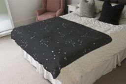 Benjamin Tate Design Zodiacal Constellations Blanket in Natural - Size: 120 cm x 150 cm - thumbnail 3