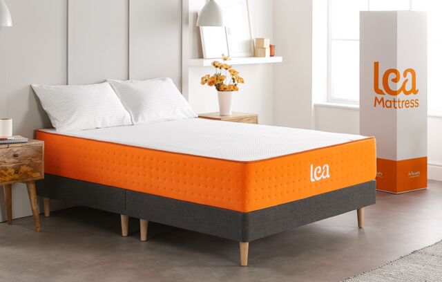 Somnior Lea Hybrid 9 Zone Motion 7 Layer Memory Mattress Undisturbed Sleep in Orange - Size: Double - image 1
