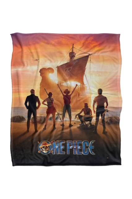 Netflix One Piece Wanted Posters Silky Touch Soft Throw Blanket 152 X 127 Cm - image 1