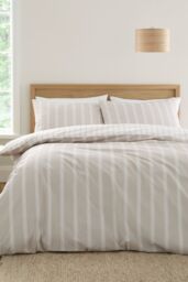 Bianca 'Ashford Stripe' 200 Thread Count Cotton Percale Reversible Duvet Cover Set in Natural - Size: King - thumbnail 1
