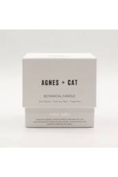 KDMD Agnes & Cat Rydal Oudh Soy Wax Candle 350g in White - thumbnail 8