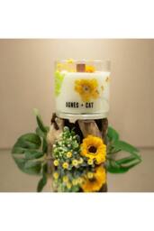KDMD Agnes & Cat Rydal Oudh Soy Wax Candle 350g in White - thumbnail 7
