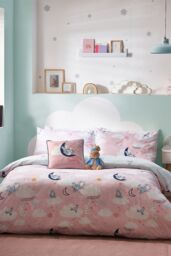 Peter Rabbit ™ Sleepy Head Reversible Duvet Cover Set in Pink - Size: Single - thumbnail 2