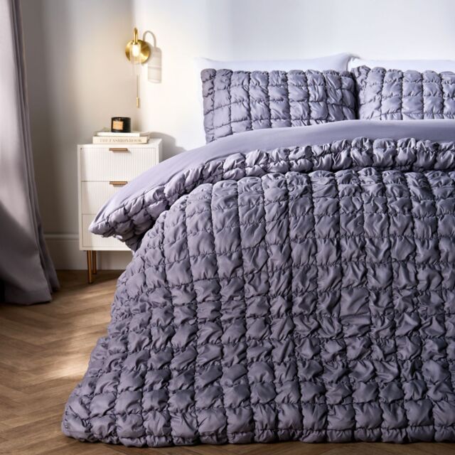 OHS Filled Seersucker Duvet Cover with Pillowcase Bedding Set in Grey - Size: Super King - image 1