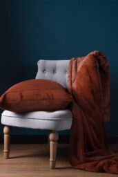 Paoletti Empress Alaskan Faux Fur Cushion in Orange - Size: 45 cm x 45 cm - thumbnail 5