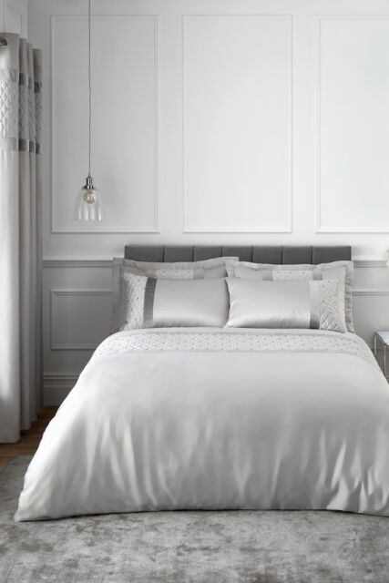Catherine Lansfield 'Sequin Cluster' Duvet Set in Silver - Size: King - image 1