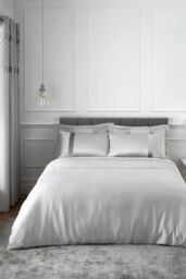 Catherine Lansfield 'Sequin Cluster' Duvet Set in Silver - Size: King - thumbnail 1