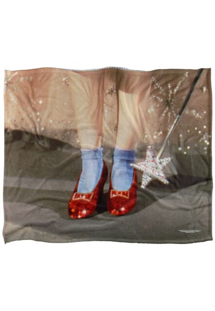 Warner Brothers The Wizard Of Oz Officially Licensed Silky Touch Super Soft Throw Blanket 152 x 127 cm in White - image 1