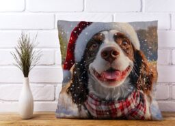 Warren Reed - Designer Christmas Springer Spaniel Cushion in Brown - Size: 60 cm x 60 cm - thumbnail 2