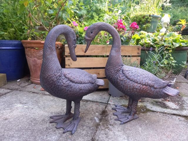 Inspirational Gifting Pair of Geese Sculptures Garden Ornament in Bronze - image 1