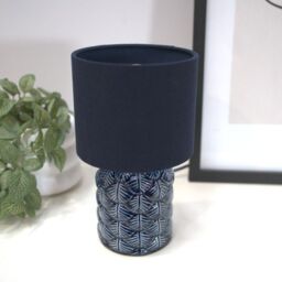 ValueLights Priyah Navy Ceramic Scallop Table Lamp with Fabric Shade & LED Bulb in Blue
