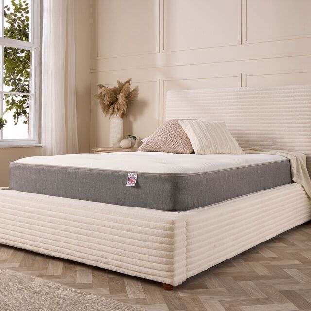Aspire Hybrid Tufted Bonnell Mattress in White - Size: Single - image 1