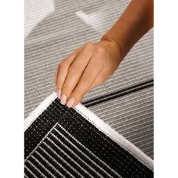 THE RUGS Reversible Weatherproof Indoor Outdoor Rug Polypropylene Durable in Black - Size: 160 cm x 230 cm - thumbnail 4