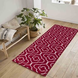 Desire Rugs Anti-Slip Quatrefoil Design Doormat - Machine Washable for Easy Care in Red - Size: 67 cm x 120 cm - thumbnail 4
