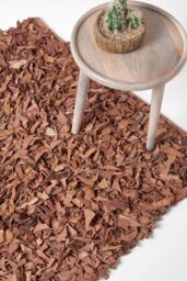 Homescapes Dallas Leather Shaggy Rug in Brown - Size: 90 cm x 150 cm