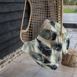 Benjamin Tate Design Feathers Fantastic Birds Blanket in Natural - Size: 120 cm x 150 cm - thumbnail 4