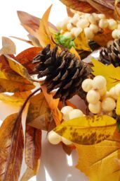 H&O Direct 180cm Halloween Artificial White Berry Pumpkin Maple Leaf Vine Decoration in Yellow - thumbnail 3