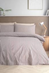 Catherine Lansfield 'Epping Textured Stripe' Reversible Duvet Cover Set in Chocolate - Size: Super King - thumbnail 1