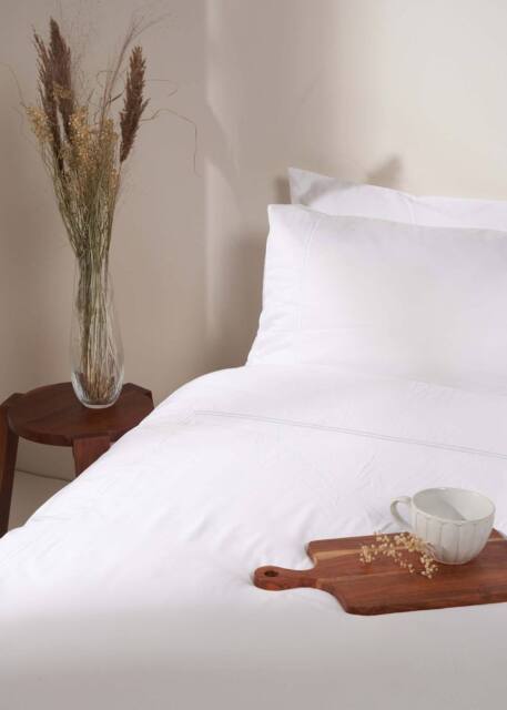 Truly White Satin Stitch Bamboo Duvet Cover - Size: Super King - image 1