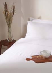 Truly White Satin Stitch Bamboo Duvet Cover - Size: Super King - thumbnail 1