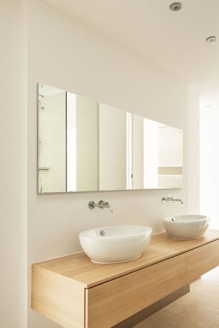 MirrorOutlet Circuitt 4mm Sheet Mirror Glass with 4 Holes Polished Edges160 x 80cm in Silver - Size: 1 Pack - image 1