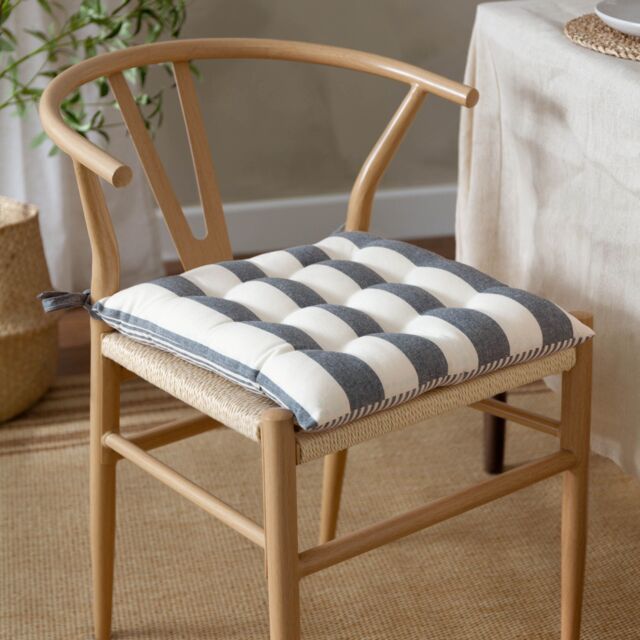 Yard Hayle Striped 100% Cotton Seat Pads - 2 Pack in Navy - Size: 40 cm x 40 cm