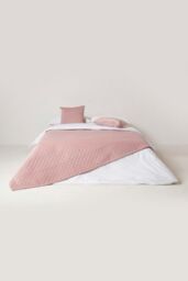 Homescapes Diamond Quilted Velvet Throw in Pink - Size: 150 cm x 200 cm - thumbnail 3