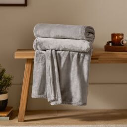 Furn Harrow Fleece Throw in Light Grey - Size: 140 cm x 180 cm - thumbnail 1