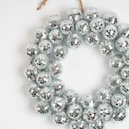 Scottish Everlastings Ltd 32cm Mirror Ball Wreath in Silver - thumbnail 3