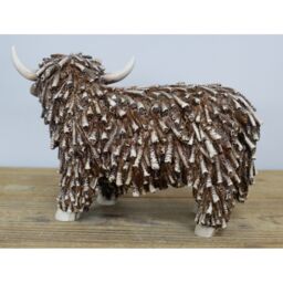 Gifts Direct 2 U Highland Cow Twig Effect Standing Ornament in Brown - Size: Large - thumbnail 4