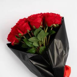 Scottish Everlastings Ltd 40cm Rose Bouquet in Red - thumbnail 2