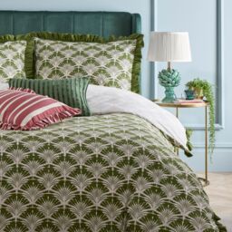Furn Deco Palm Printed Ruffle Duvet Cover Set in Dark Green - Size: King - thumbnail 2
