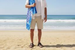 LARANGE Men's Beach Towel Double-Sided Print with Bag & Men's Slippers, Holiday Pack in Blue - thumbnail 4