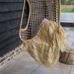 Benjamin Tate Design White Leaf Pattern On Orange Blanket in Natural - Size: 120 cm x 150 cm - thumbnail 4