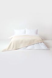 Homescapes Cotton Waffle Blanket Throw - Soft, Breathable & Skin-Friendly in Natural - Size: 250 cm x 230 cm - thumbnail 3