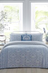 Appletree 'Alexia' Velvet Filled Cushion in Blue - Size: 43 cm x 43 cm - thumbnail 4