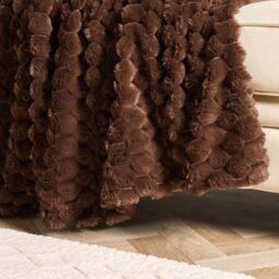 OHS Thick Waffle Faux Fur Soft Fleece Throw Warm Blanket in Chocolate - Size: 125 cm x 150 cm - thumbnail 2