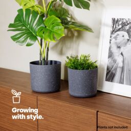 LIVIVO 18cm Grey Round Plastic Plant Pot Sandstone Indoor Outdoor Use - thumbnail 2