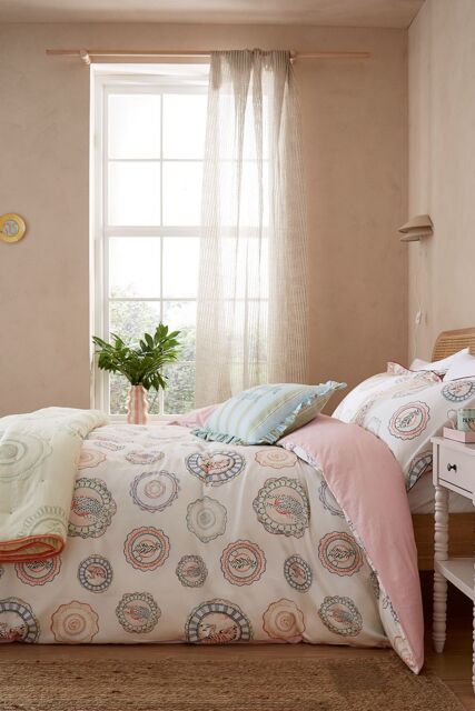 YVONNE ELLEN 'Vintage Plates' Cotton Duvet Cover Set - Size: King - image 1