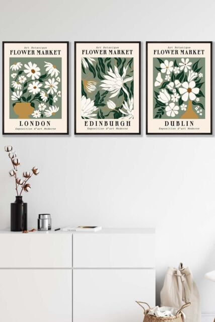 ARTZE Framed Green Flower Market London Edinburgh Dublin Framed Wall Art - Medium in Black - Size: W45 cm x H62 cm x D20mm - image 1