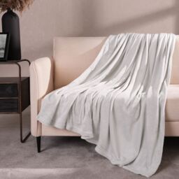 OHS Ultra Soft Flannel Fleece Throw Blanket in Silver - Size: 150 cm x 200 cm