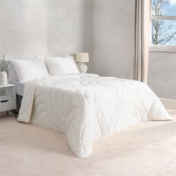 OHS Quilted Arches Coverless 7.5 TOG Duvet Bedding Set in Cream - Size: Double - thumbnail 2