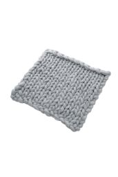 Living and Home 80x100cm Chunky Cable Knit Blanket Thick Yarn Stretch Throw for Sofa, Bed & Chair in Grey - Size: 80 cm x 100 cm - thumbnail 5