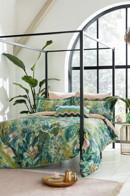 Harlequin 'Floreana Fig Leaf' Cotton Duvet Cover Set in Green - Size: Double - image 1