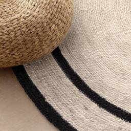 THE RUGS Braided Handwoven Lina Jute Round Rug Reversible Cream Black - Size: 150 cm diameter - thumbnail 2