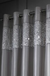 Catherine Lansfield 'Glitzy' Lined Eyelet Curtains Two Panels in Grey - Size: 168 cm width x 137 cm drop - thumbnail 2