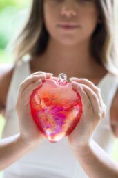 Sienna Glass 12cm Friendship Heart Red in White - thumbnail 6