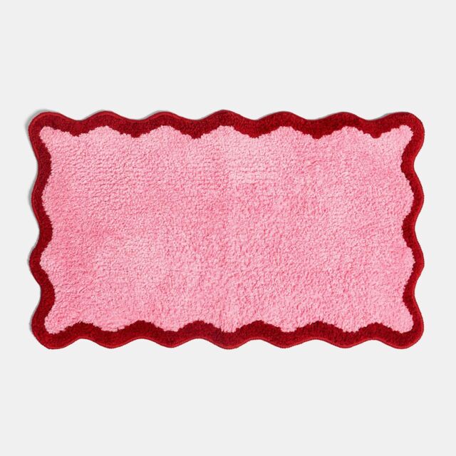 OHS Scallop Edge Tufted Bath Mats Non-Slip Shower Rug in Pink - image 1